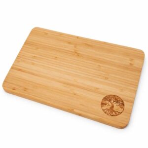 Duurzame houten snijplank van bamboe met Tree of Life gravure van Plant a Tree