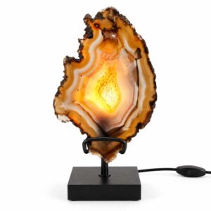 Agaat Lamp Mirage met warme verlichting op zwarte standaard