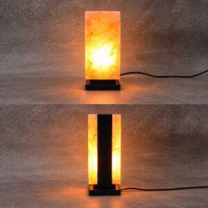 Zwarte Zoutlamp Cedar voor- en achteraanzicht met warm licht