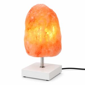 Zoutlamp Willow met ruwe zoutsteen op witte moderne standaard